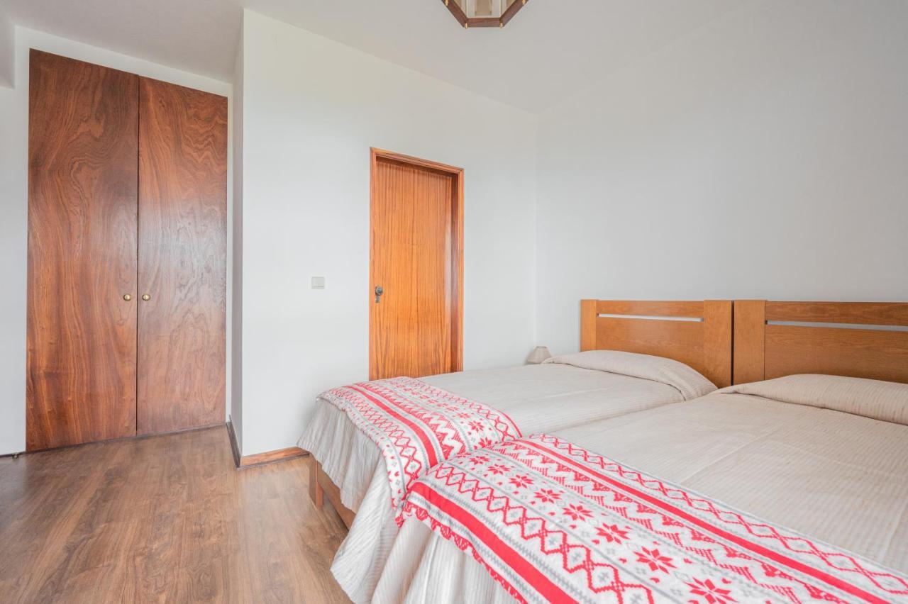 Familia Dehoux Apartment Camacha (Madeira)