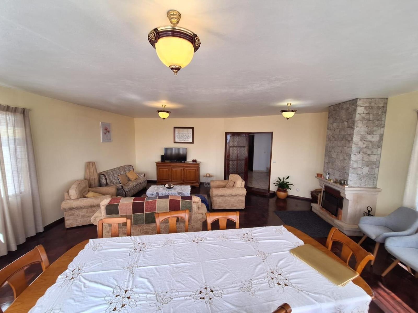 Familia Dehoux Apartment Camacha (Madeira)