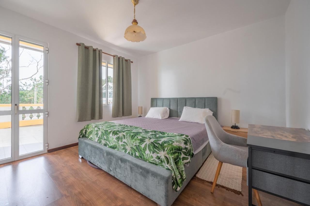 Familia Dehoux Apartment