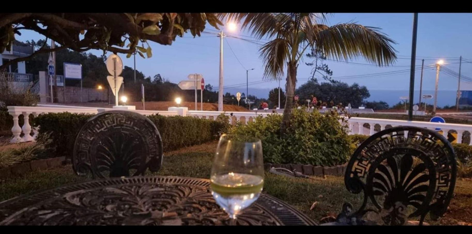 Familia Dehoux Apartment Camacha (Madeira)